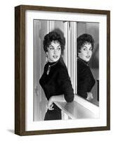 Actress Gina Lollobrigida October 31, 1955-null-Framed Photo