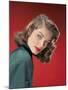 Actress Lauren Bacall born September 16th, 1924 in New York as Betty Joan Perske, here 1947 (photo)-null-Mounted Photo