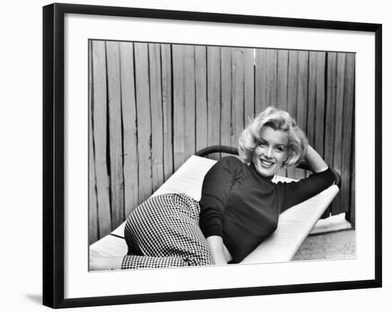 Actress Marilyn Monroe at Home-Alfred Eisenstaedt-Framed Premium Photographic Print