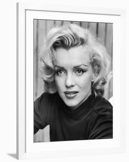 Actress Marilyn Monroe at Home-Alfred Eisenstaedt-Framed Premium Photographic Print