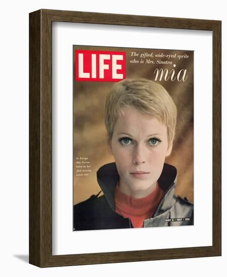 Actress Mia Farrow, May 5, 1967-Alfred Eisenstaedt-Framed Premium Photographic Print