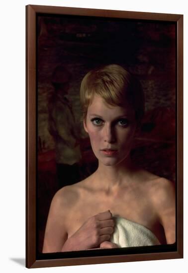 Actress Mia Farrow-Alfred Eisenstaedt-Framed Photographic Print