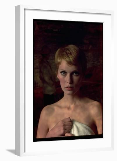 Actress Mia Farrow-Alfred Eisenstaedt-Framed Photographic Print