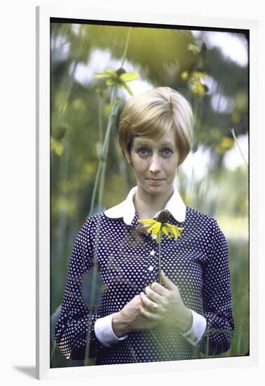 Actress Sandy Duncan-Bill Eppridge-Framed Photographic Print