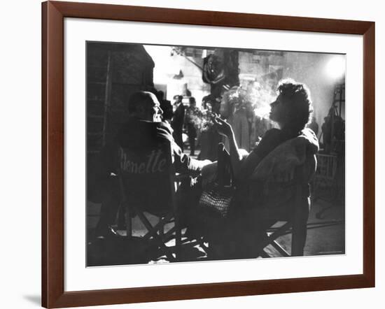 Actress Sophia Loren and Her Manager Carlo Ponti-Loomis Dean-Framed Premium Photographic Print