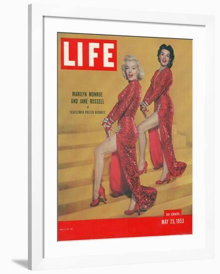 Actresses Marilyn Monroe and Jane Russell in Scene from "Gentlemen Prefer Blondes", May 25, 1953-Ed Clark-Framed Photographic Print