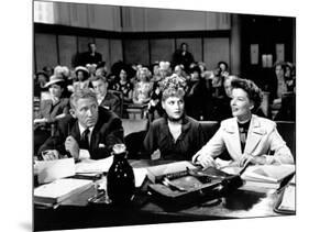 ADAM'S RIB, 1949 directed by GEORGE CUKOR with Spencer Tracy, Judy Holliday and Katharine Hepburn (-null-Mounted Photo