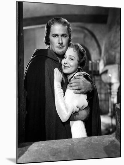 Adventures Of Robin Hood, Errol Flynn, Olivia De Havilland, 1938-null-Mounted Photo