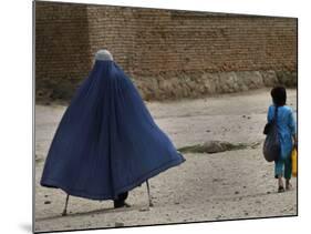 Afghan Girl Carries the Ration of Her Mother, a Victim of Land Mines, in Kabul, Afghanistan-null-Mounted Photographic Print