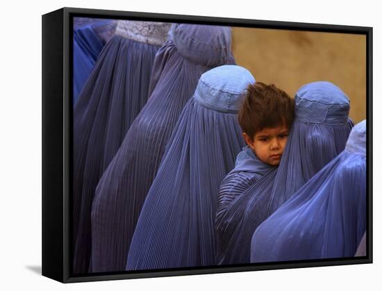 Afghan Women Wearing Burqas Line Up to Vote at a Polling Station in Kabul-null-Framed Stretched Canvas