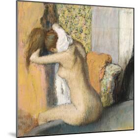 After the Bath, Woman Drying Her Neck, 1898-Edgar Degas-Mounted Giclee Print