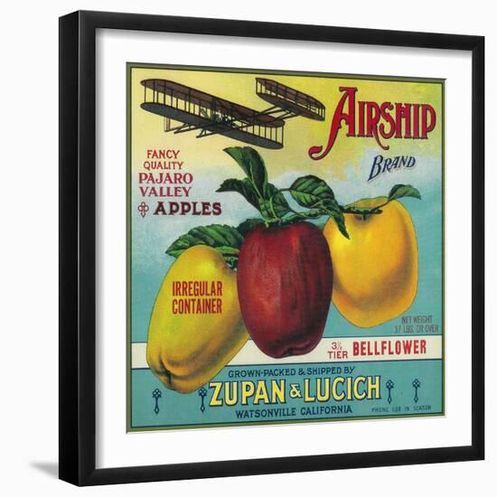 Airship Apple Crate Label - Watsonville, CA-Lantern Press-Framed Art Print