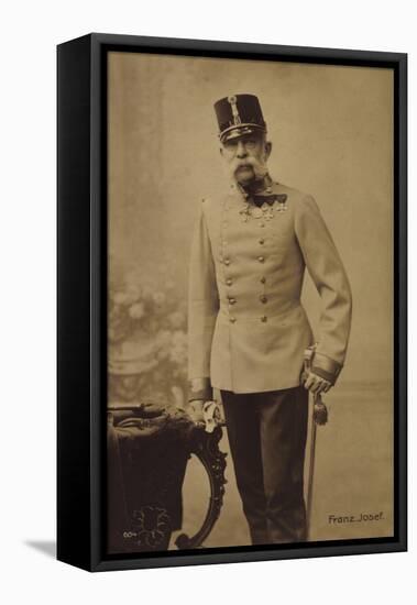 Ak Kaiser Franz Josef I., Standportrait, Uniform, Hochhut, Säbel-null-Framed Stretched Canvas