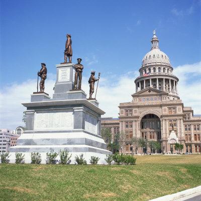 https://imgc.allpostersimages.com/img/posters/alamo-monument-and-the-state-capitol-in-austin-texas-united-states-of-america-north-america_u-L-P6KUDW0.jpg?artPerspective=n