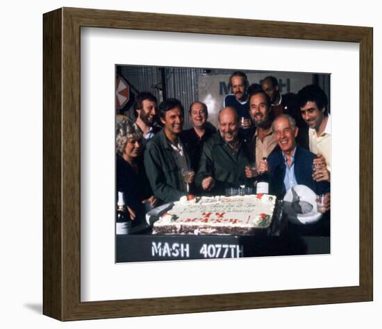 Alan Alda, M*A*S*H (1972)-null-Framed Photo