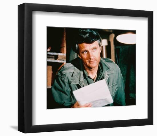 Alan Alda - M*A*S*H-null-Framed Photo