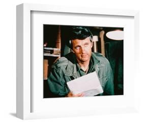 Alan Alda - M*A*S*H-null-Framed Photo