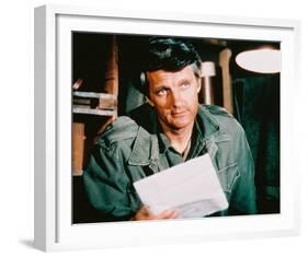 Alan Alda - M*A*S*H-null-Framed Photo