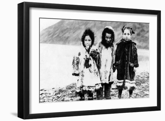 Alaska - Native Children in Parkas-Lantern Press-Framed Art Print