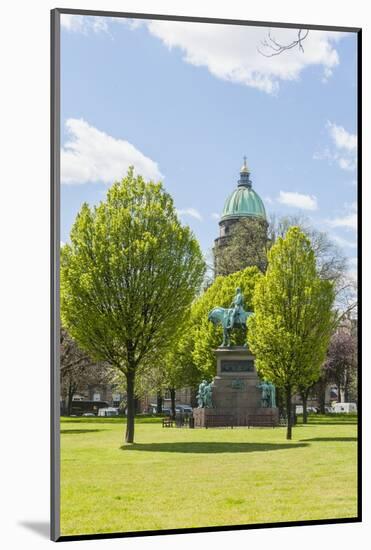 Albert Memorial Monument in Charlotte Square-Guido Cozzi-Mounted Photographic Print