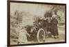 Album photographique : Panhard et Levassor vers 1901 (chauffeur à genoux)-null-Framed Giclee Print