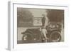 Album photographique : Panhard et Levassor vers 1901 (passagère et son chauffeur)-null-Framed Giclee Print