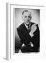 Alec Guinness, Postcard-null-Framed Photographic Print