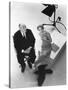 Alfred Hitchcock and Tippi Hedren, photo pour la sortie du fim Les Oiseaux, 1963 (b/w photo)-null-Stretched Canvas