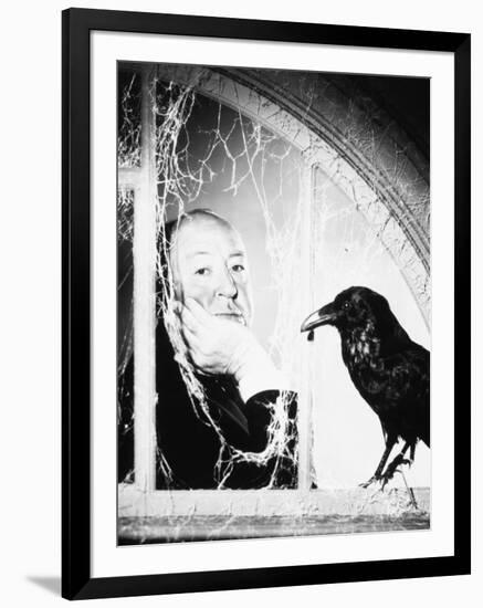 Alfred Hitchcock, The Birds, 1963-null-Framed Photographic Print