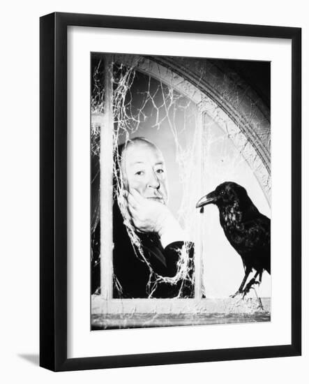 Alfred Hitchcock, The Birds, 1963-null-Framed Photographic Print