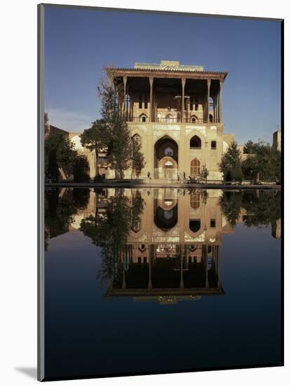 Ali Qapu Palace, Unesco World Heritage Site, Isfahan, Iran, Middle East-Christina Gascoigne-Mounted Photographic Print