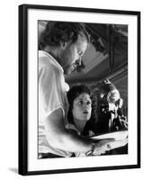 Alien, 1979 directed by Ridley Scott On the set, Ridley Scott directs Sigourney Weaver (photo)-null-Framed Photo