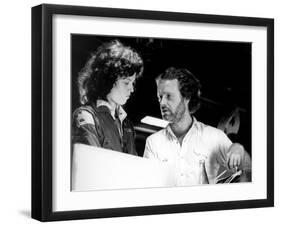 Alien, 1979 directed by Ridley Scott On the set, Ridley Scott directs Sigourney Weaver (photo)-null-Framed Photo