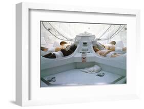 Alien, 1979 directed by Ridley Scott (photo)-null-Framed Photo