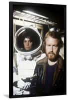 Alien, 1979 directed by Ridley Scott with Ridley Scott with Sigourney Weaver (photo)-null-Framed Photo