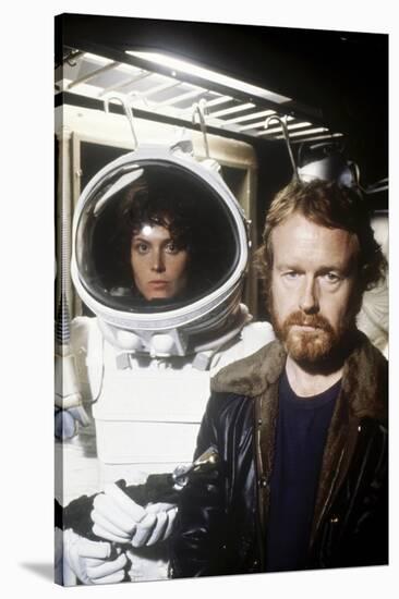 Alien, 1979 directed by Ridley Scott with Ridley Scott with Sigourney Weaver (photo)-null-Stretched Canvas