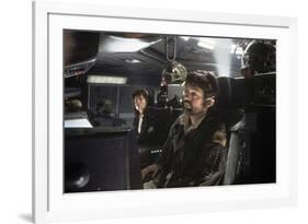 Alien, 1979 directed by Ridley Scott with Sigourney Weaver and Tom Skerritt (photo)-null-Framed Photo