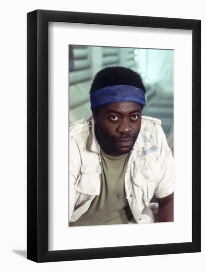 Alien, 1979 directed by Ridley Scott with Yaphet Kotto (photo)-null-Framed Photo