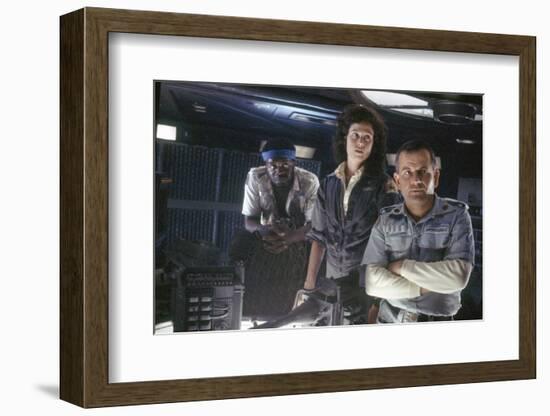 Alien, 1979 directed by Ridley Scott with Yaphet Kotto, Sigourney Weaver and Ian Holm (photo)-null-Framed Photo