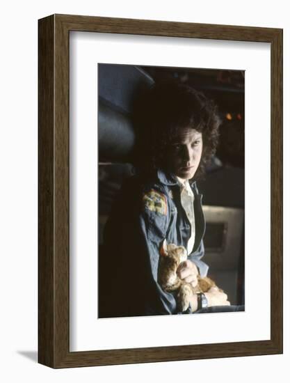 Alien, le huitieme passager (ALIEN), Sigourney Weaver, 1979 by RidleyScott (photo)-null-Framed Photo
