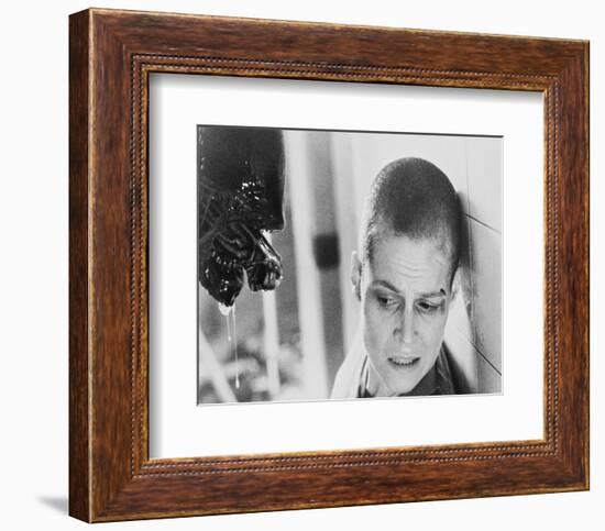 Alien-null-Framed Photo