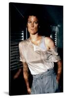 ALIENS, 1986 directed by JAMES CAMERON with Sigourney Weaver (photo)-null-Stretched Canvas