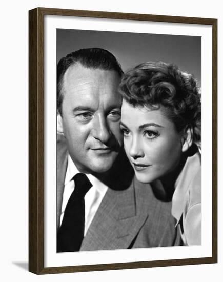 ALL ABOUT EVE, 1950 DIRECTED JOSEPH L. MANKIEWICZ with George Sanders / Anne Baxter (b/w photo)-null-Framed Photo