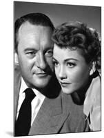 ALL ABOUT EVE, 1950 DIRECTED JOSEPH L. MANKIEWICZ with George Sanders / Anne Baxter (b/w photo)-null-Mounted Photo