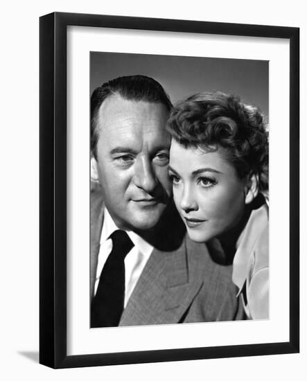 ALL ABOUT EVE, 1950 DIRECTED JOSEPH L. MANKIEWICZ with George Sanders / Anne Baxter (b/w photo)-null-Framed Photo