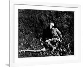 "All quiet on the western front" by Lewis Milestone with Lew Ayres, 1930 (b/w photo)-null-Framed Photo