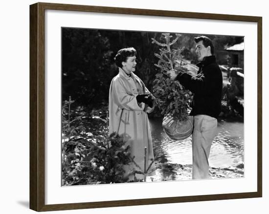 All That Heaven Allows, Jane Wyman, Rock Hudson, 1955-null-Framed Photo