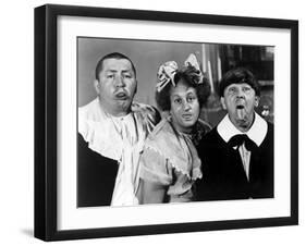 All the World's a Stooge, Curly Howard, Larry Fine, Moe Howard, 1941-null-Framed Photo