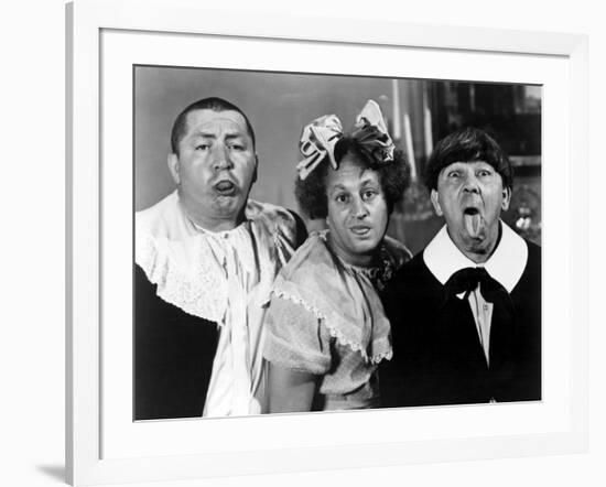 All the World's a Stooge, Curly Howard, Larry Fine, Moe Howard, 1941-null-Framed Photo