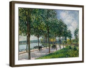 Allée of Chestnut Trees, 1878-Alfred Sisley-Framed Giclee Print